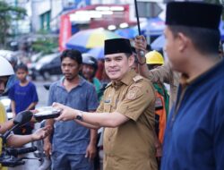 Camat Panakkukang Berharap Kegiatan Bagi-bagi Takjil Meningkatkan Kesadaran Sosial!