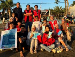 Street Campaign Bahaya Sampah Laut, Mahasiswa KKN Ajak Warga Pesisir Pantaiku Jaga Lingkungan