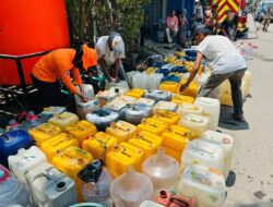 Atasi Kebutuhan Air Bersih, BPBD dan Damkar Makassar Tiba di Buloa