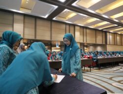 Perkuat UMKM Kader, Melinda Aksa Lantik Pengurus Koperasi Konsumen Keluarga Sejahtera