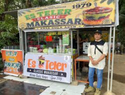Dari 2003 hingga Kini, Iwan Pertahankan Usaha Es Teler Classic Keluarga